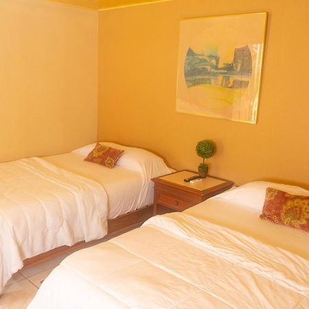 Hotel Del Bosque Río Cuarto Екстериор снимка