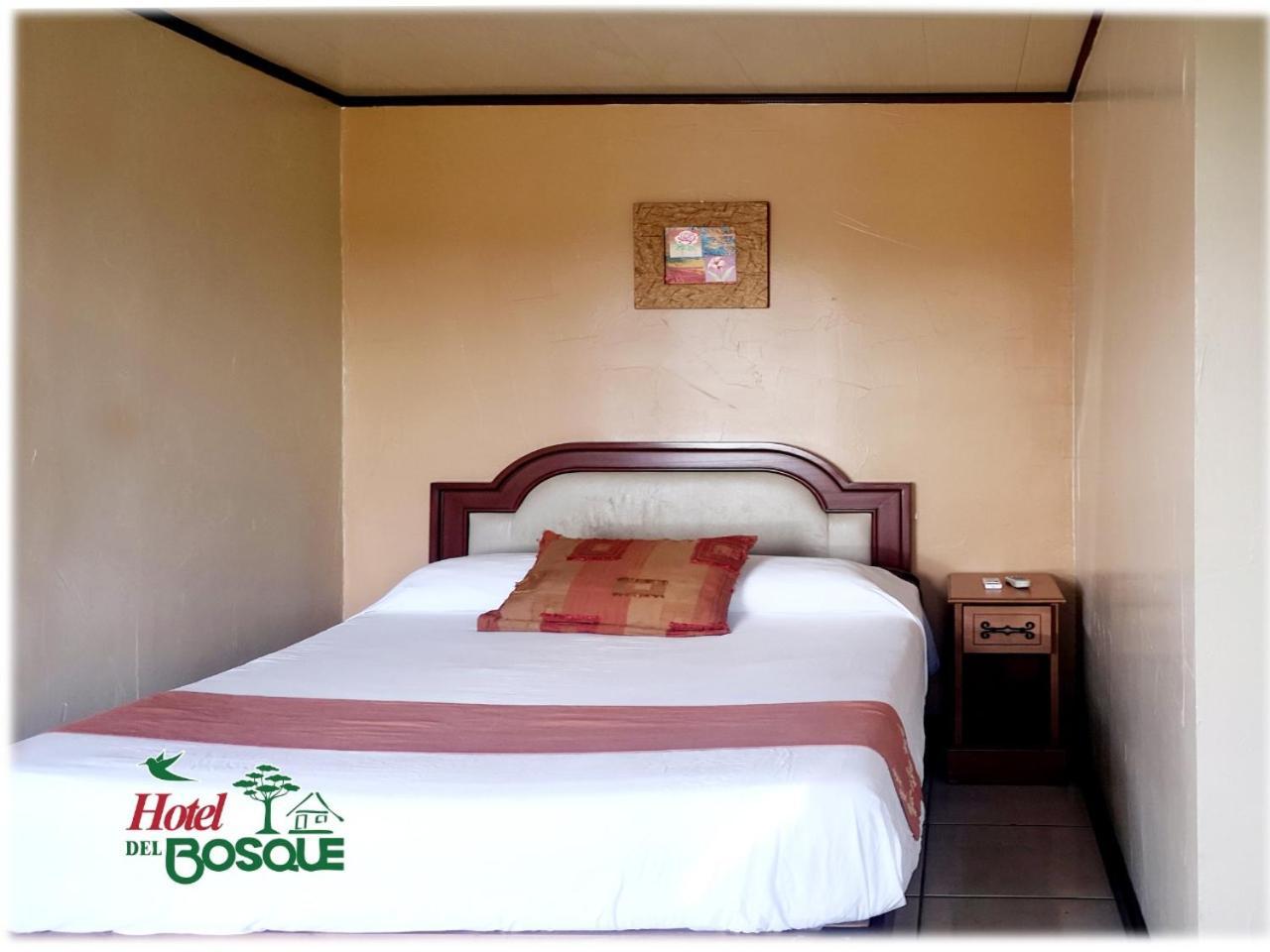 Hotel Del Bosque Río Cuarto Екстериор снимка