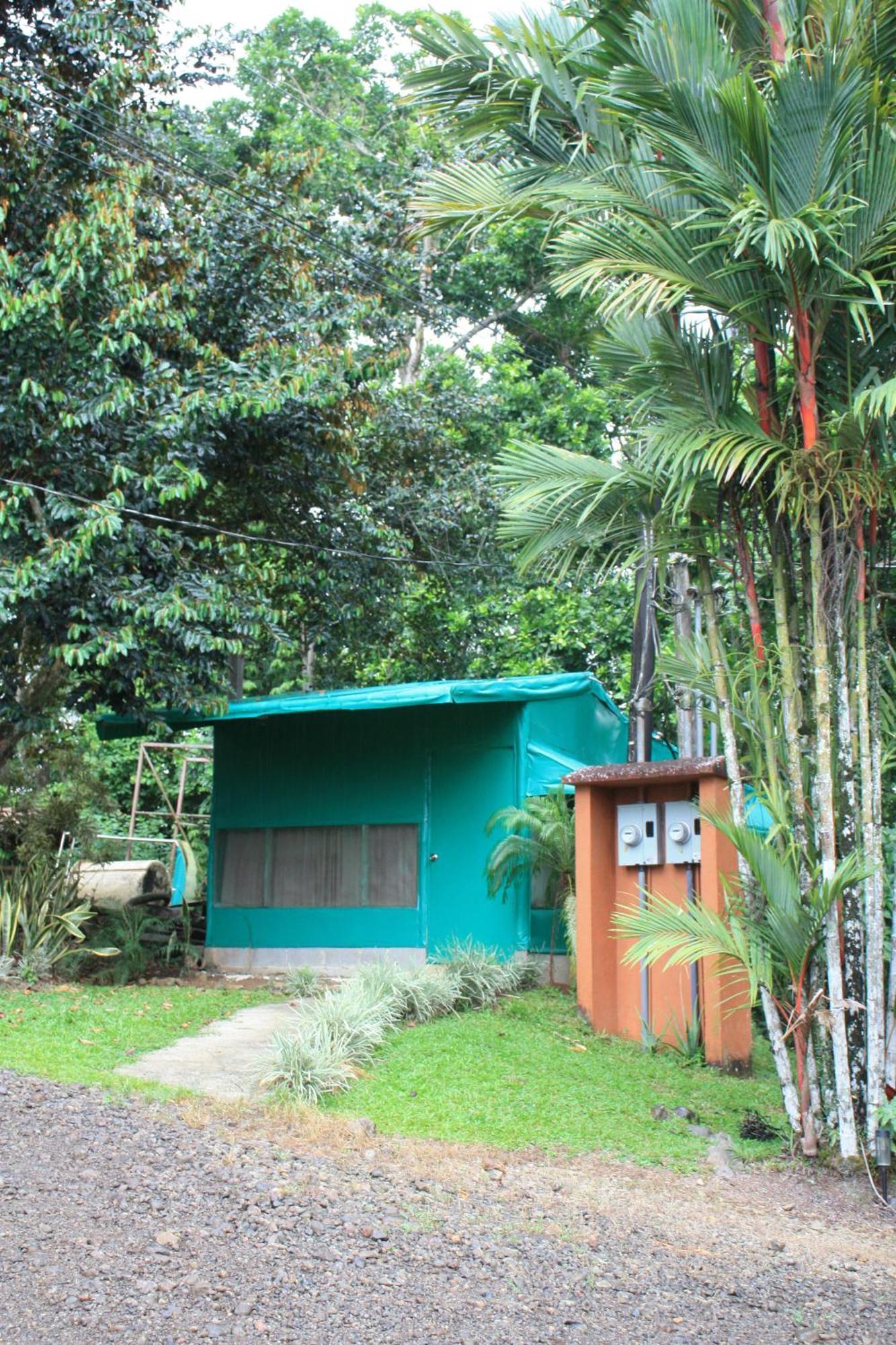 Hotel Del Bosque Río Cuarto Екстериор снимка