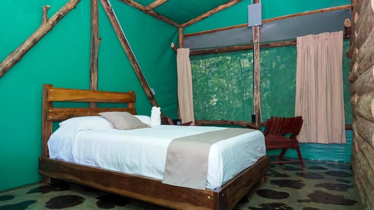 Hotel Del Bosque Río Cuarto Екстериор снимка